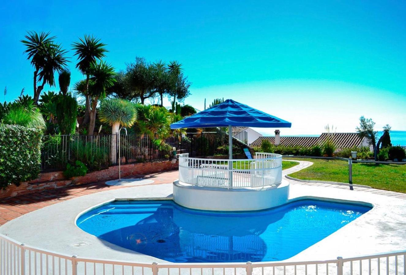Apartamento Hibiscos, San Juan De Capistrano نيرخا المظهر الخارجي الصورة